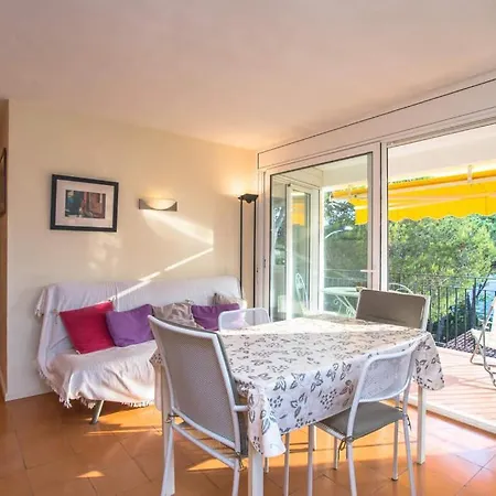 Sleeps 4 * 卡莱利亚德帕拉弗鲁赫尔